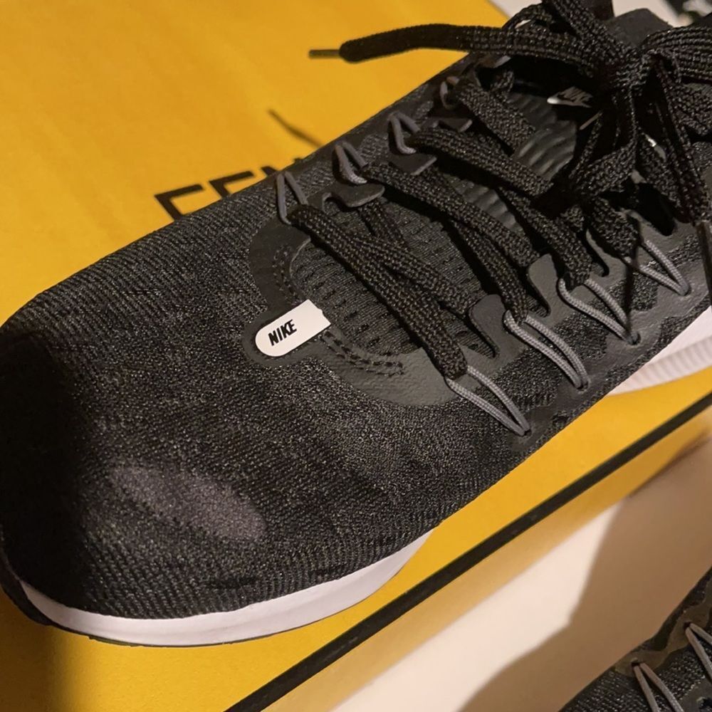 Nike running shoes - Picture 4 of 6